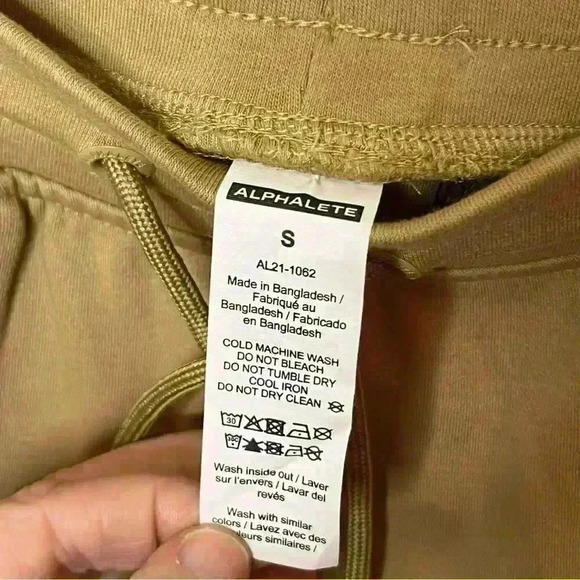 Alphalete Shorts Women Small Tan NWT Athletic Leisure Drawstring Pockets - Picture 5 of 6